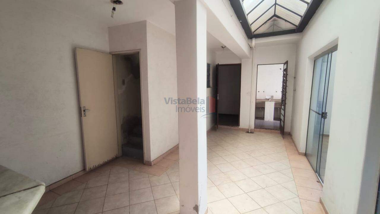 Casa à venda no Centro: 