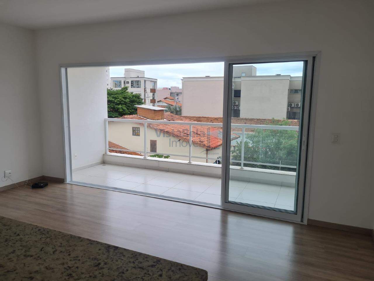 Apartamento à venda no Jardim das Nações: 