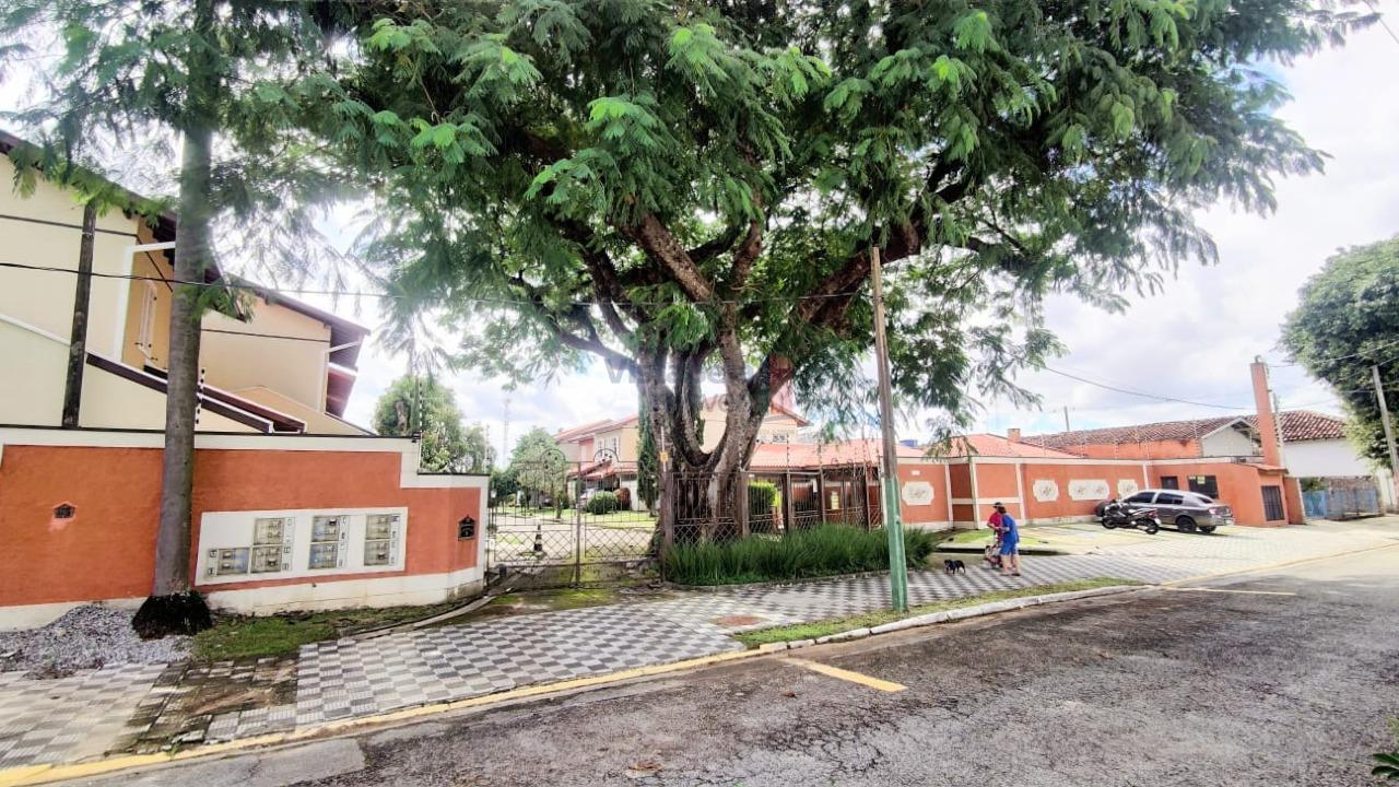 Casa em Condomínio à venda no Quiririm: 