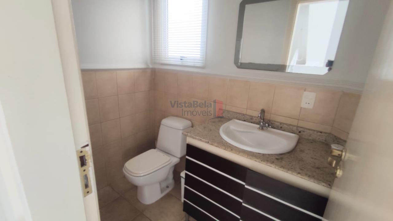 Casa em Condomínio à venda no Quiririm: 