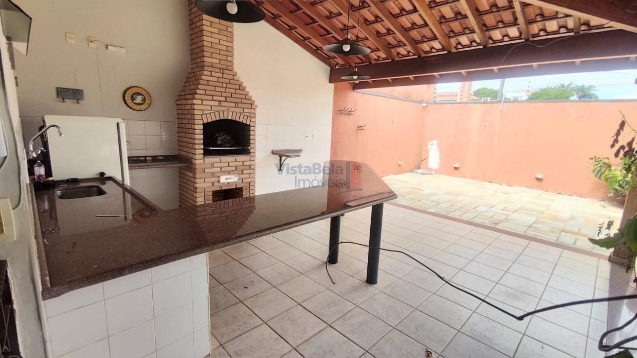 Casa em Condomínio à venda no Quiririm: 