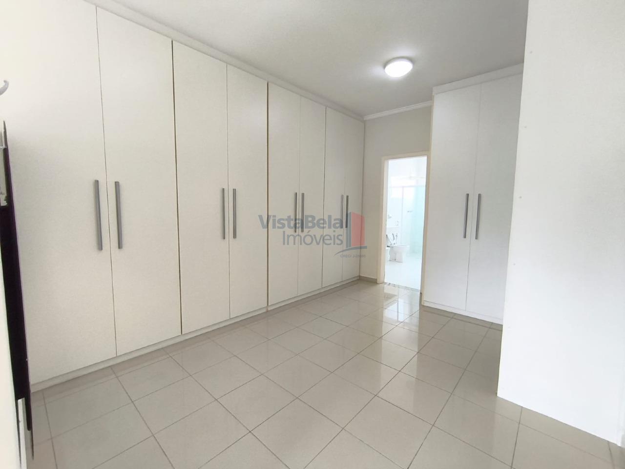 Casa em Condomínio à venda no Loteamento Residencial Campos do Conde III: CLOSET SUÍTE MASTER