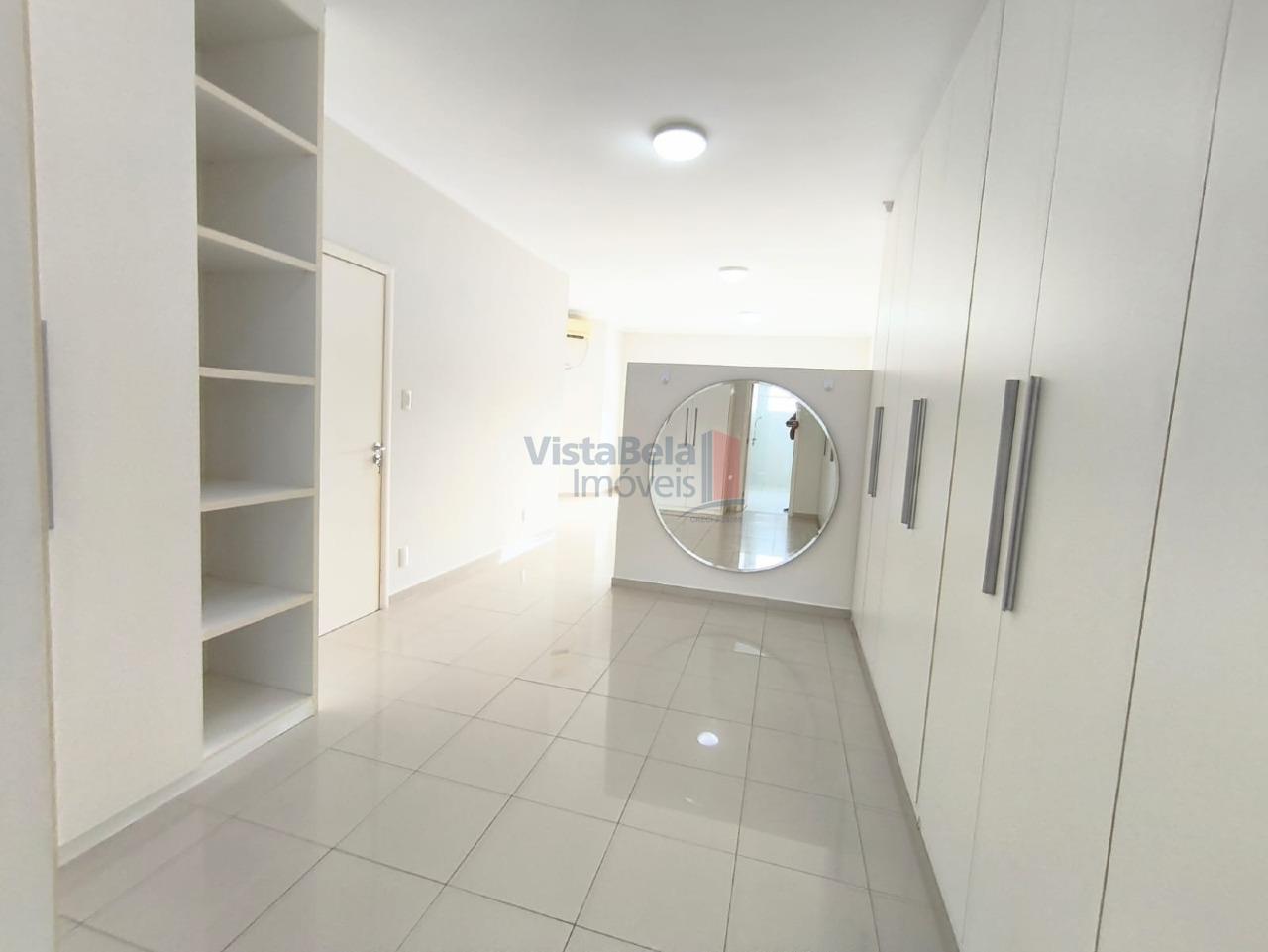 Casa em Condomínio à venda no Loteamento Residencial Campos do Conde III: CLOSET SUÍTE MASTER