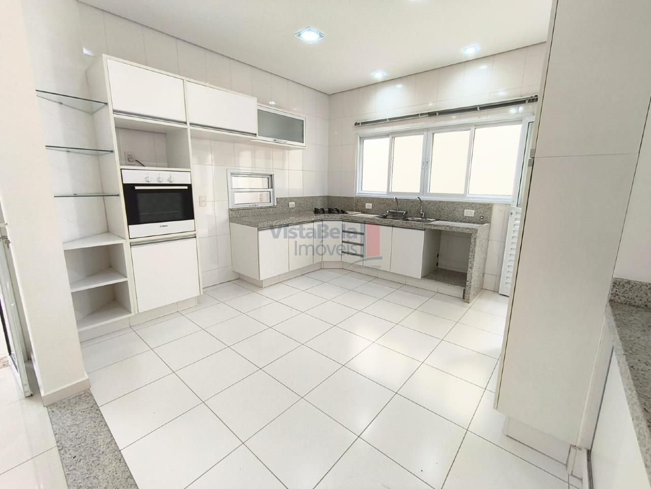 Casa em Condomínio à venda no Loteamento Residencial Campos do Conde III: COZINHA