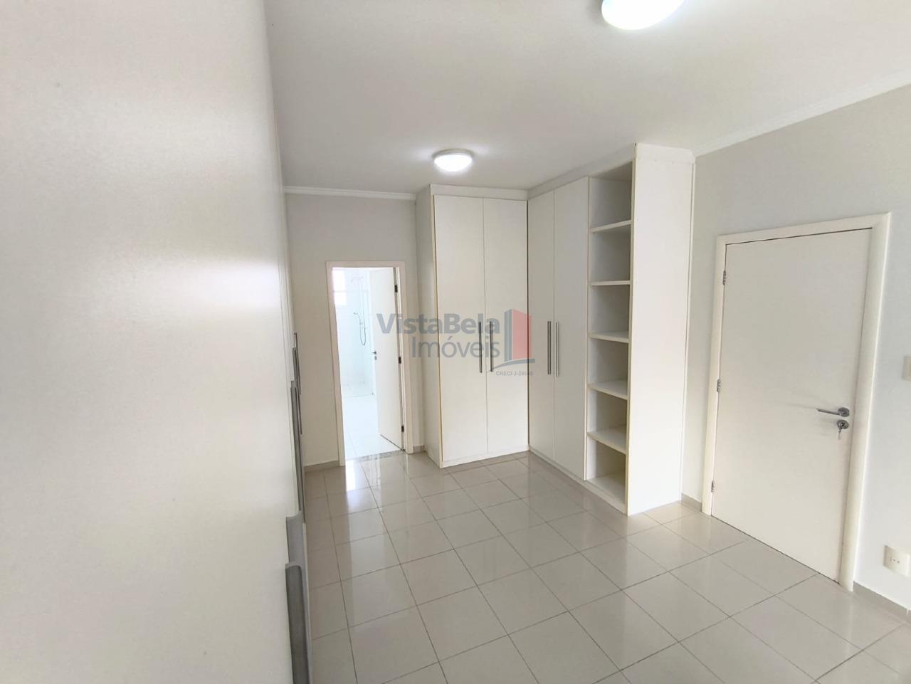 Casa em Condomínio à venda no Loteamento Residencial Campos do Conde III: CLOSET SUÍTE MESTAER