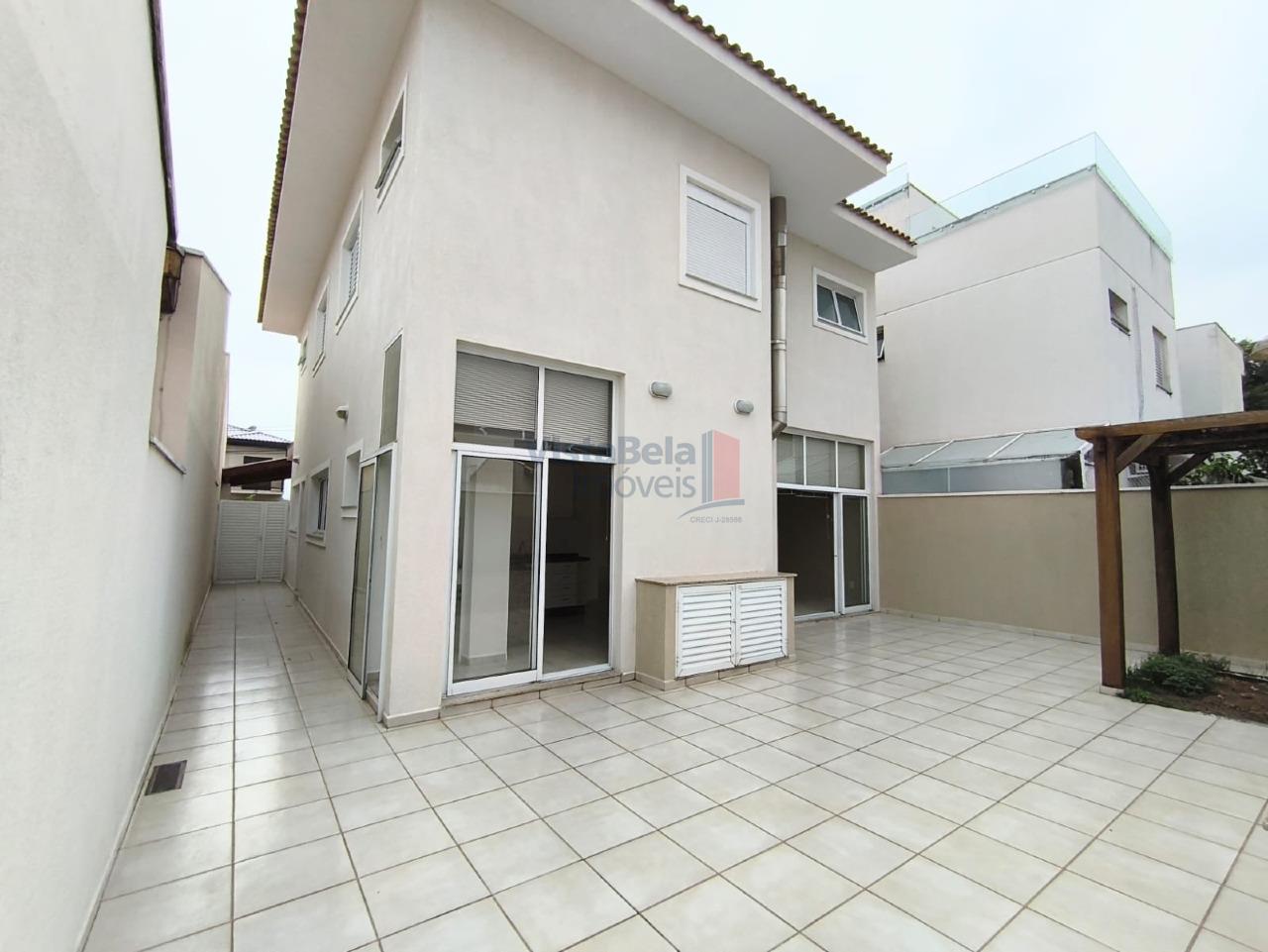 Casa em Condomínio à venda no Loteamento Residencial Campos do Conde III: QUINTAL