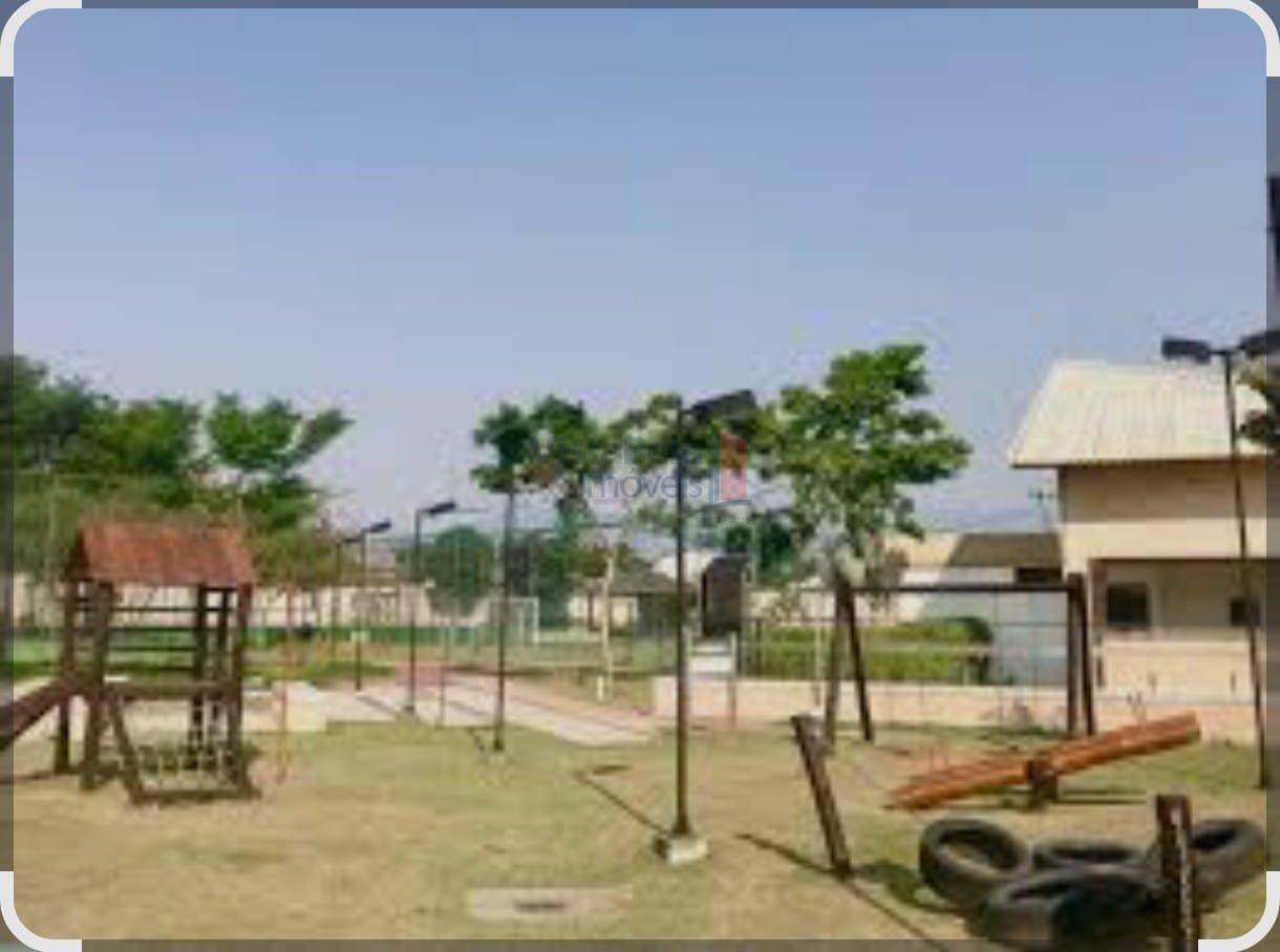 Lote em condomínio à venda no Residencial Ouroville: PLAYGROUND
