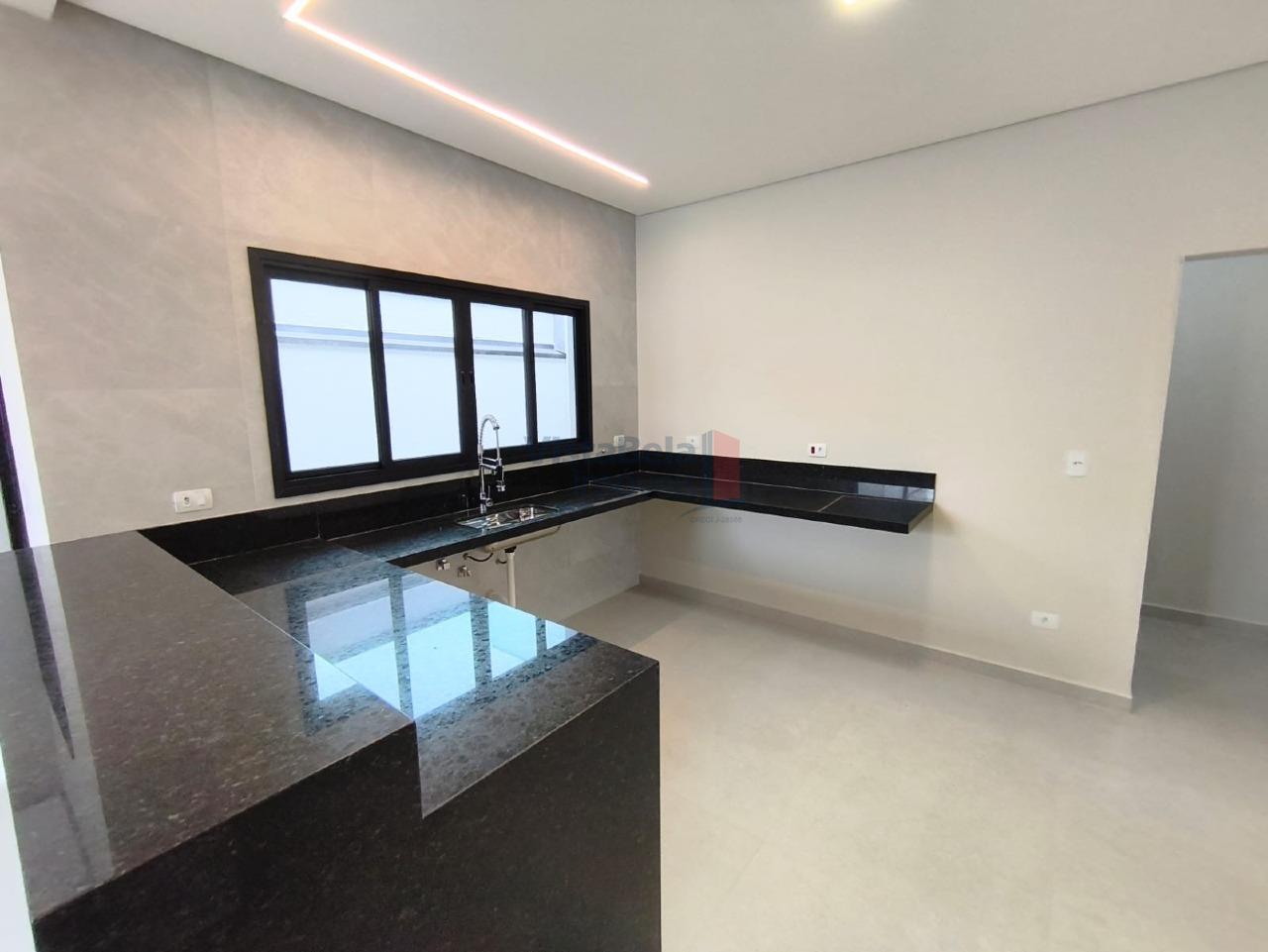 Casa em Condomínio à venda no Residencial Ouroville: COZINHA