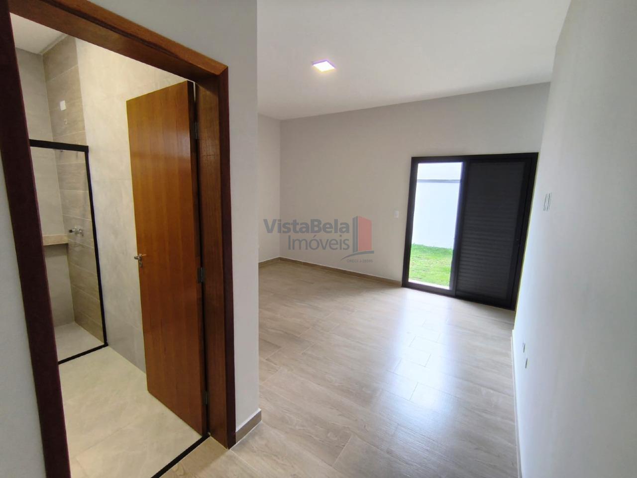 Casa em Condomínio à venda no Residencial Ouroville: SUÍTE