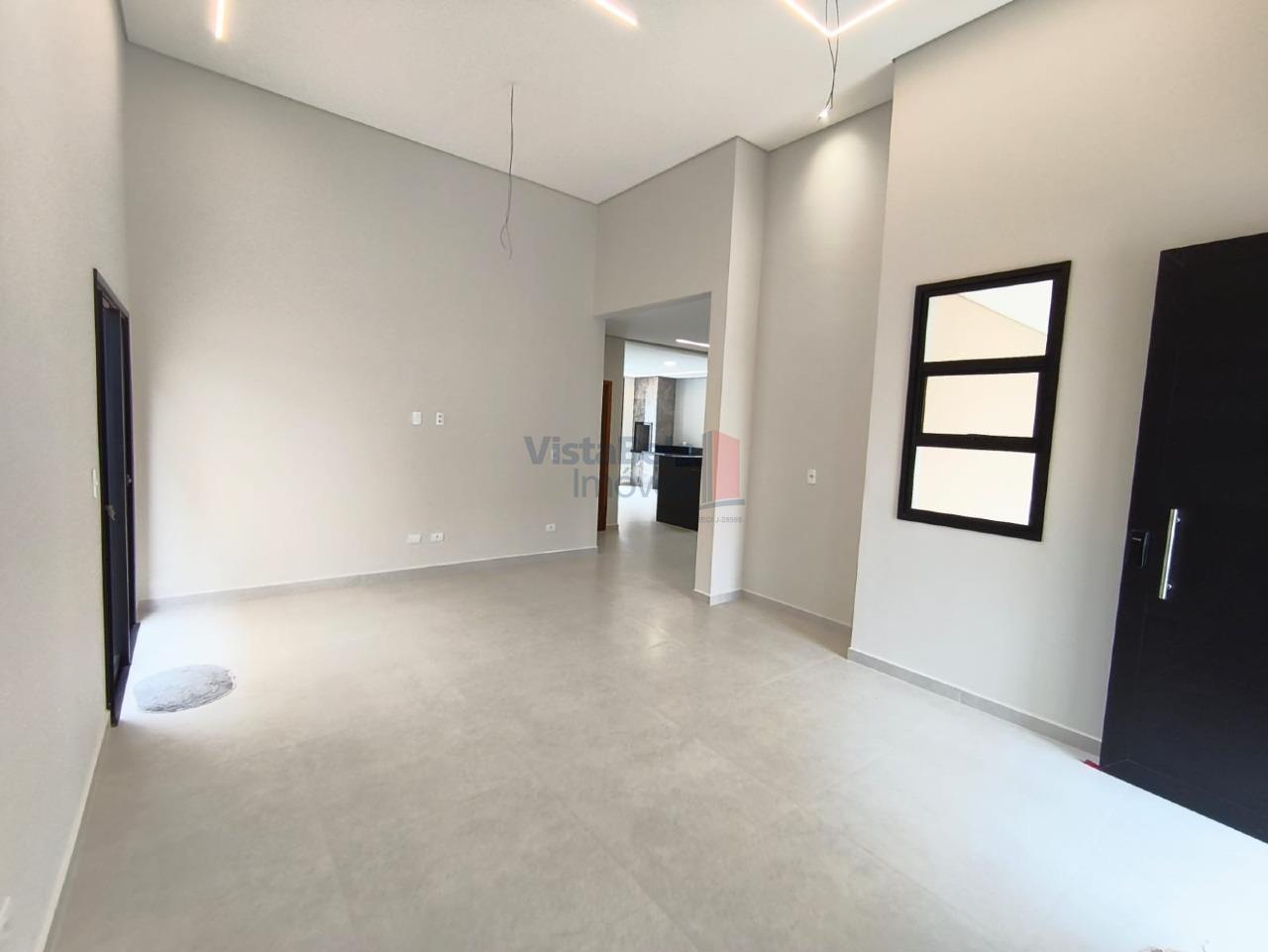 Casa em Condomínio à venda no Residencial Ouroville: SALA