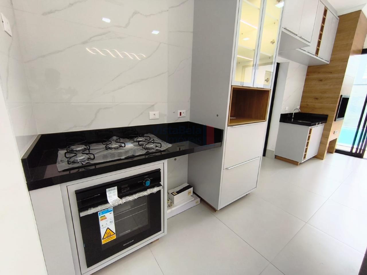 Casa em Condomínio à venda no Residencial Ouroville: COZINHA