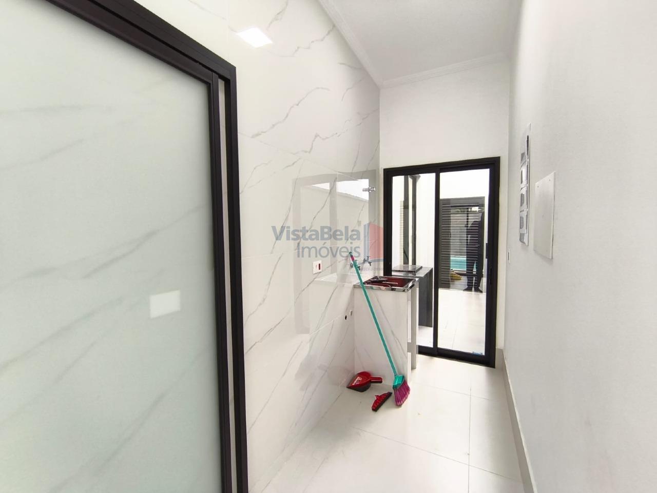 Casa em Condomínio à venda no Residencial Ouroville: LAVANDERIA