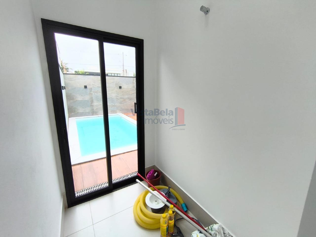 Casa em Condomínio à venda no Residencial Ouroville: LAVANDERIA