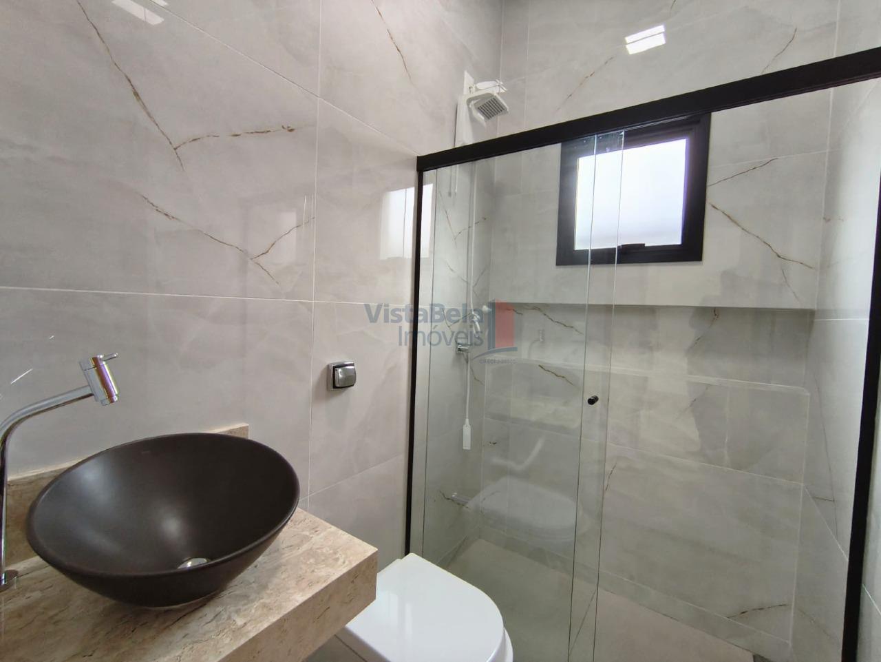 Casa em Condomínio à venda no Residencial Ouroville: LAVABO