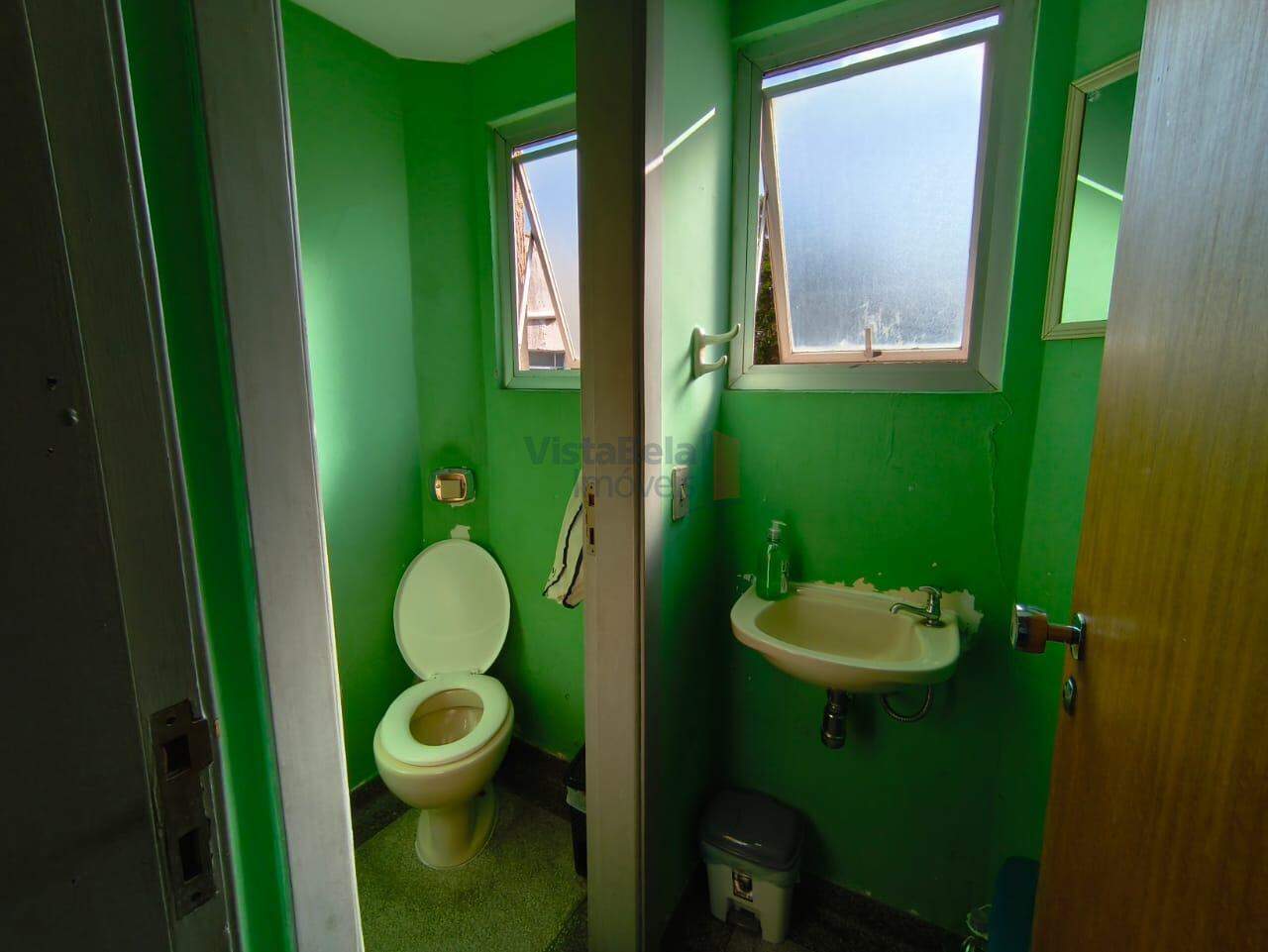 Sala à venda no Centro: 
