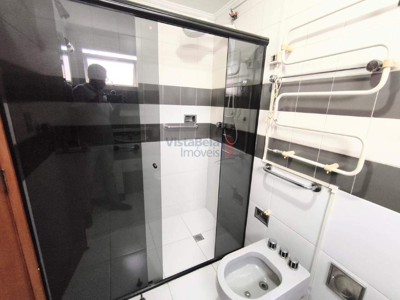 Apartamento para aluguel no Centro: WC SUÍTE