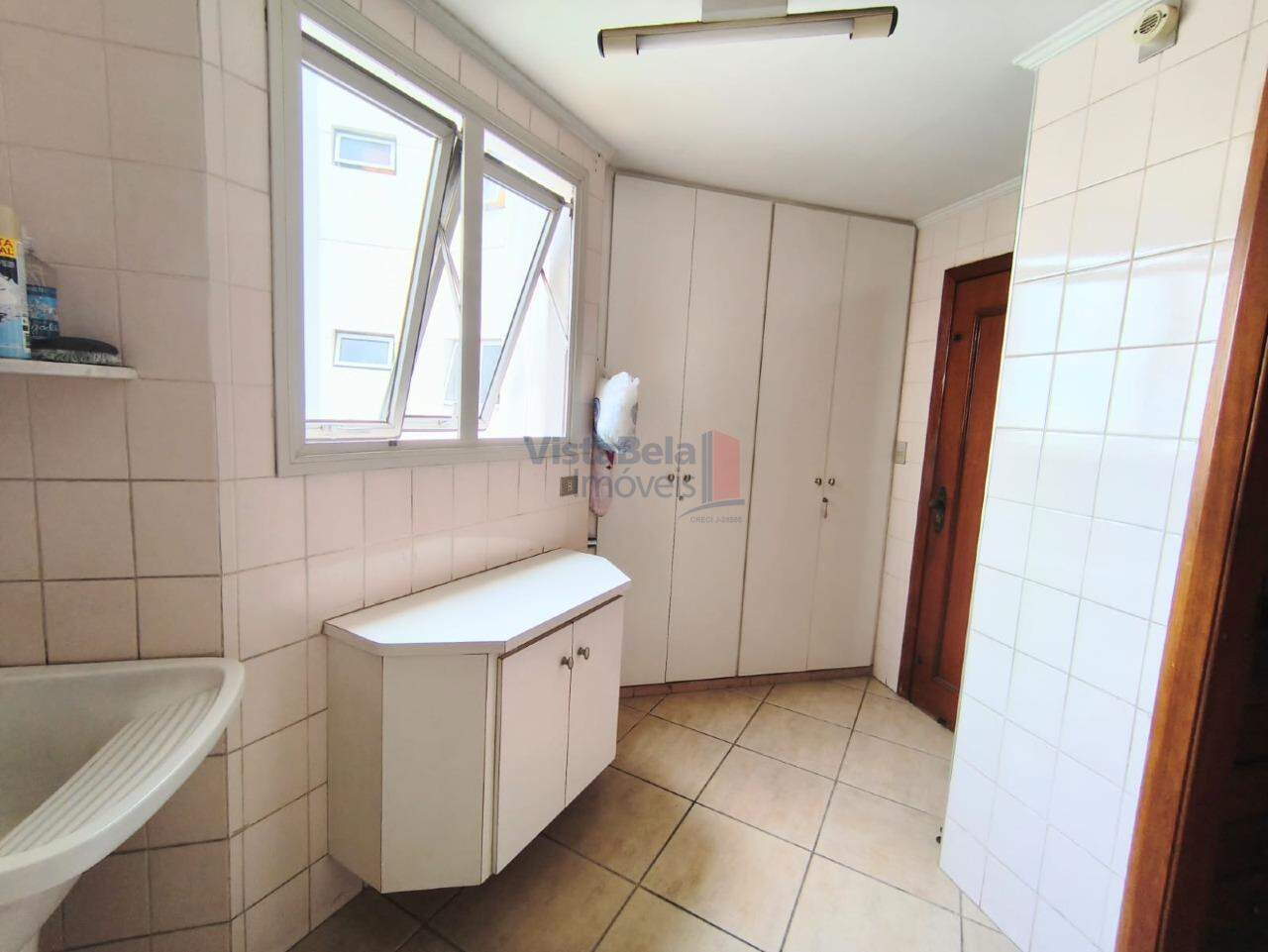 Apartamento para aluguel no Centro: LAVANDERIA