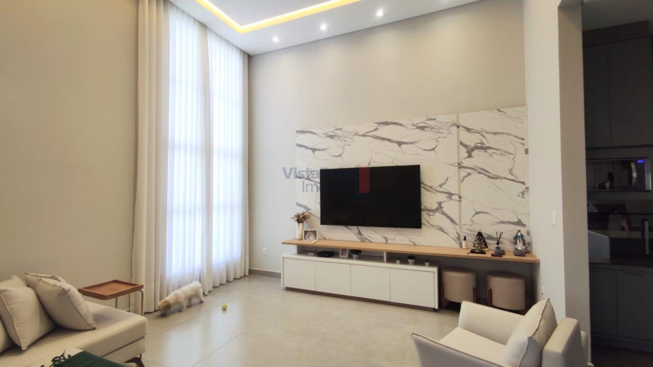 Casa em Condomínio à venda no Parque São Luís: SALA