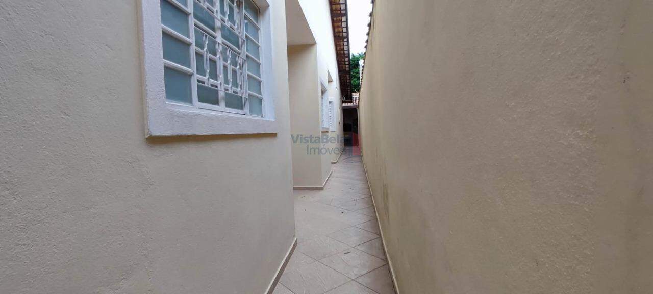 Casa à venda no Granjas Panorama: Corredor Lateral