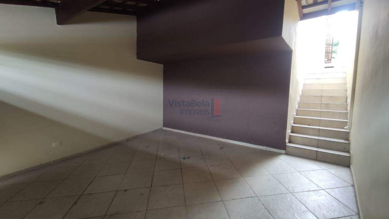 Casa à venda no Granjas Panorama: Garagem 2 carros
