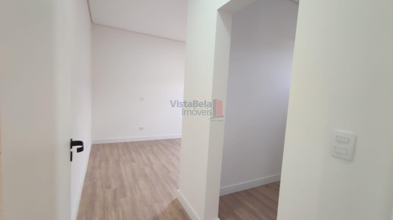 Casa em Condomínio à venda no Parque São Luís: SUÍTE COM CLOSET