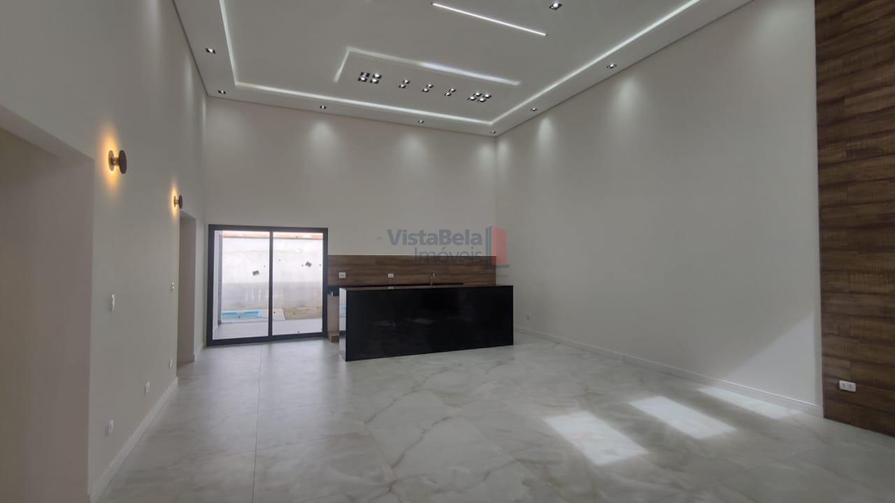 Casa em Condomínio à venda no Parque São Luís: AMPLA SALA