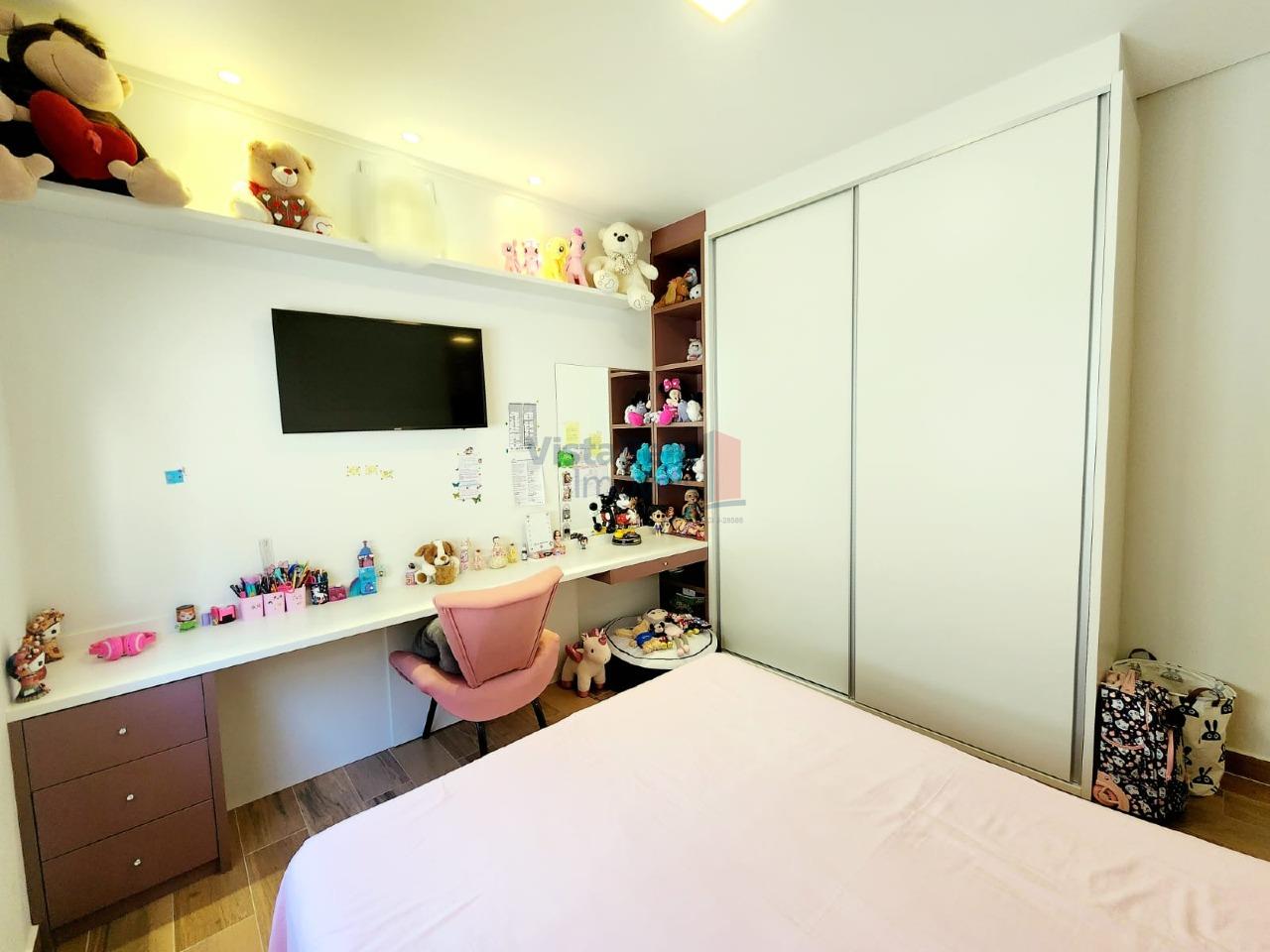 Casa em Condomínio à venda no Piracangaguá: 1ª SUÍTE