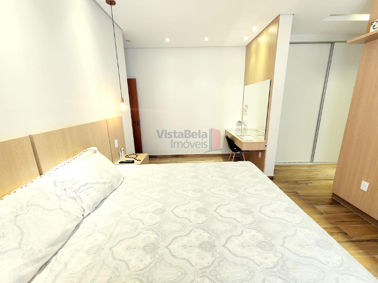 Casa em Condomínio à venda no Piracangaguá: SUÍTE MASTER