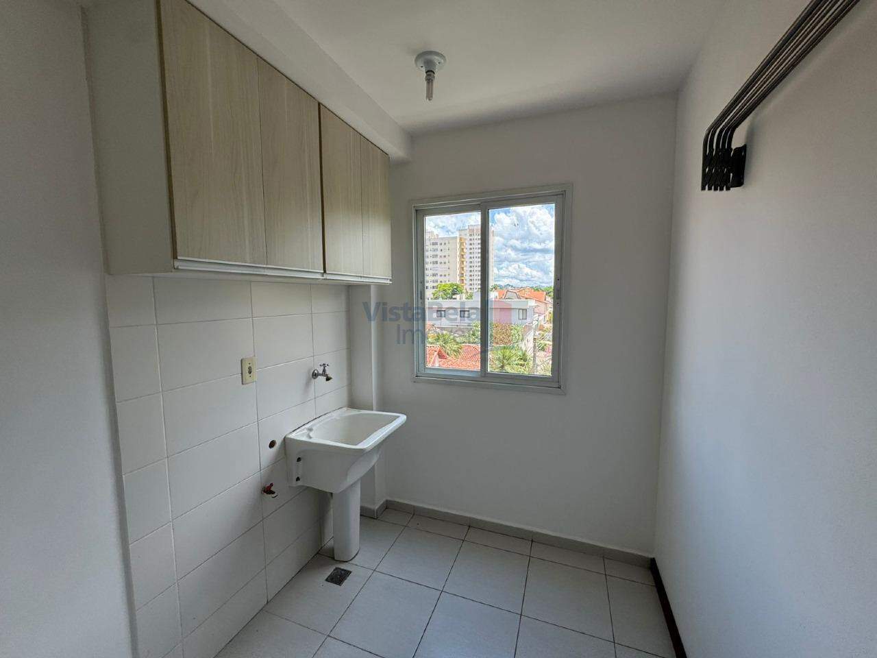 Apartamento à venda no Vila SÃO Jose: ÁREA DE SERVIÇO