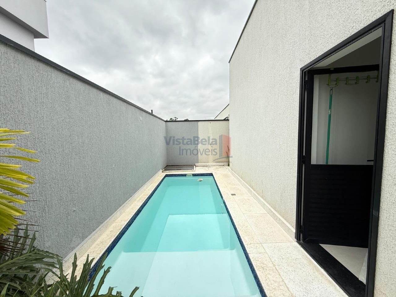 Casa em Condomínio à venda no Piracangaguá: 