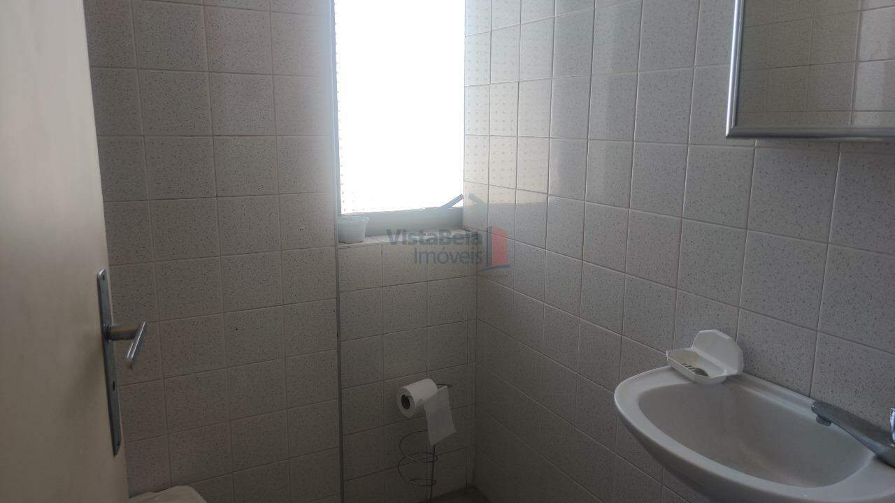 Sala para aluguel no Centro: 
