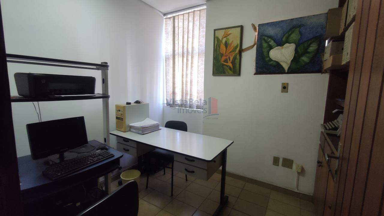 Sala para aluguel no Centro: 
