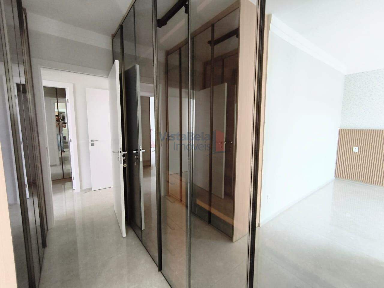 Apartamento à venda no Centro: CLOSET 1ª SUÍTE