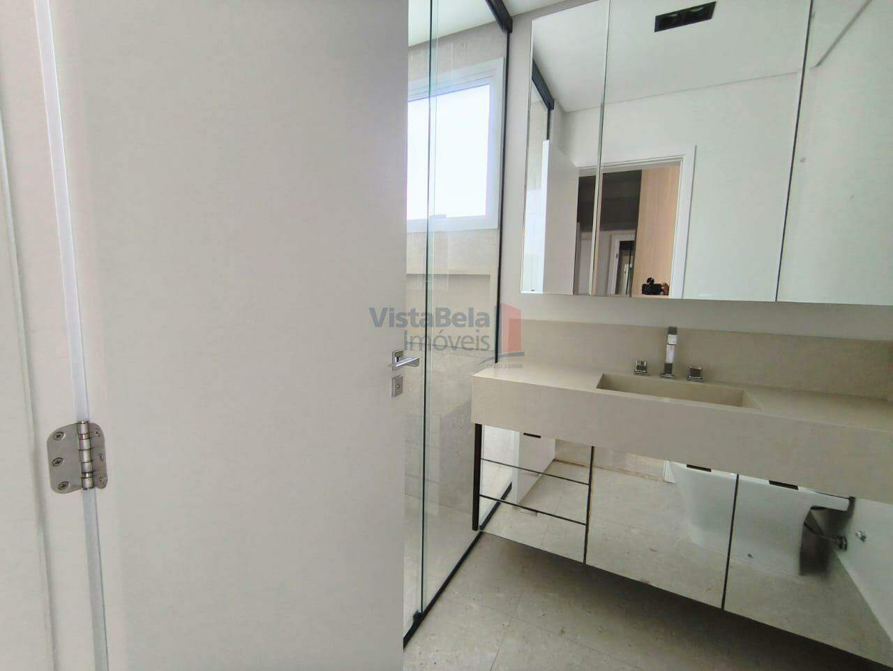 Apartamento à venda no Centro: WC 1ª SUÍTE