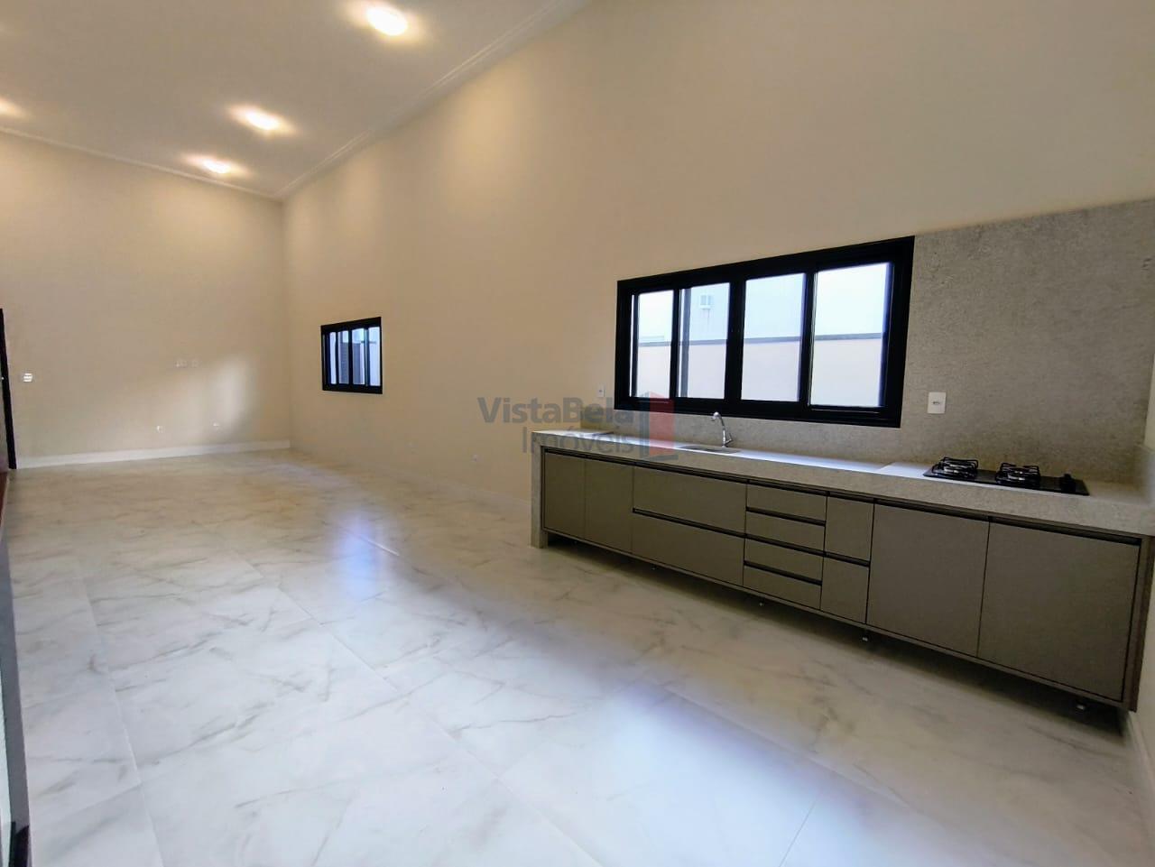 Casa em Condomínio à venda no Piracangaguá: COZINHA