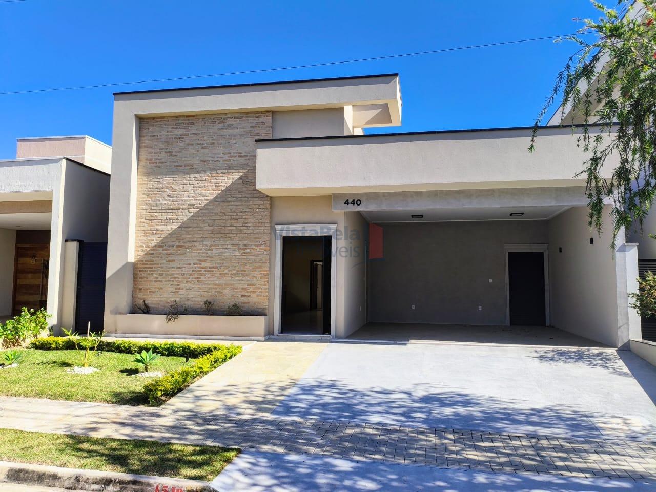 Casa em Condomínio à venda no Piracangaguá: 