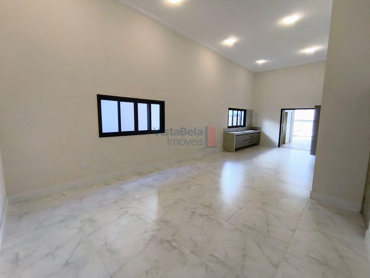 Casa em Condomínio à venda no Piracangaguá: SALA