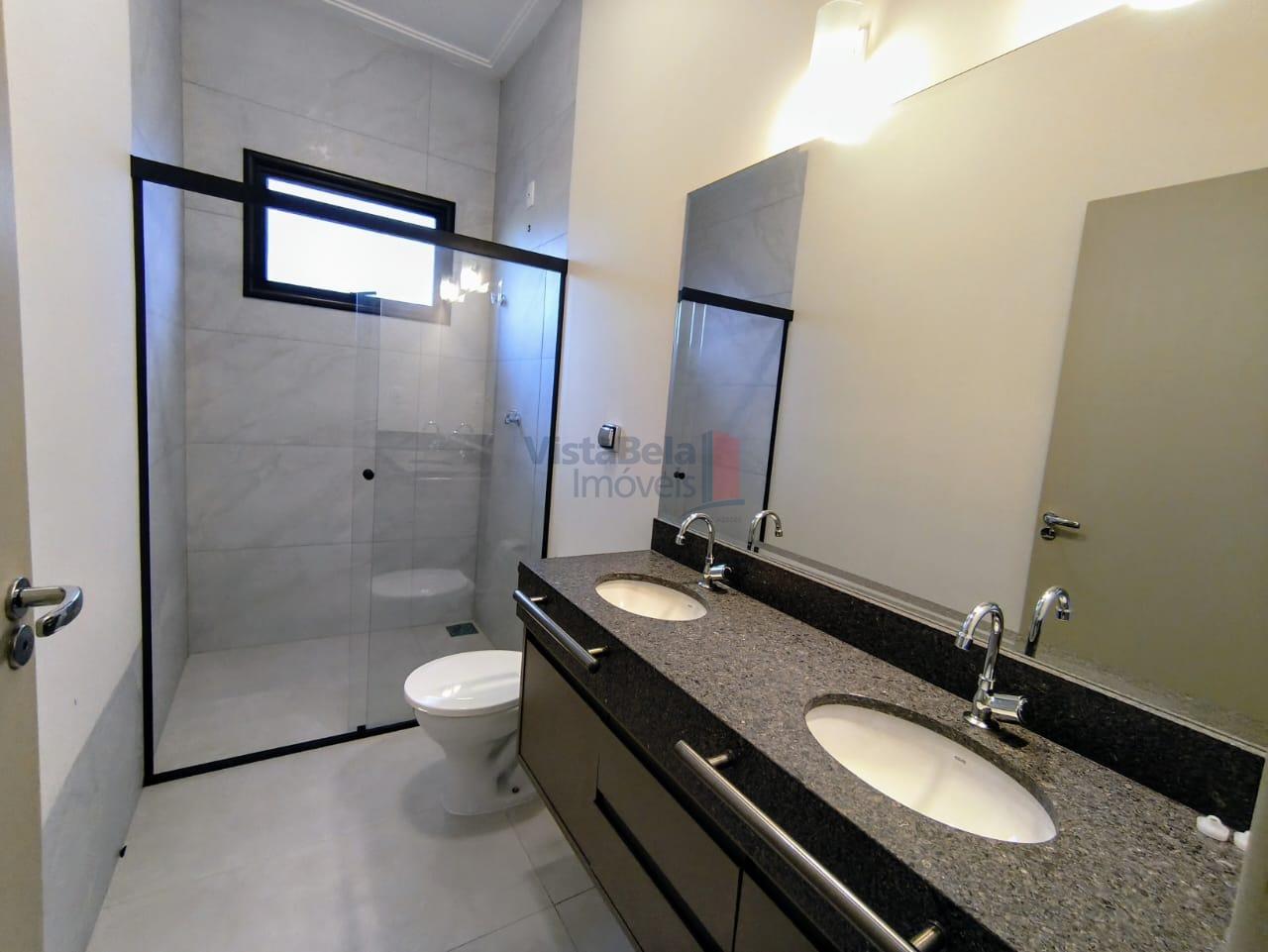 Casa em Condomínio à venda no Piracangaguá: WC SUÍTE