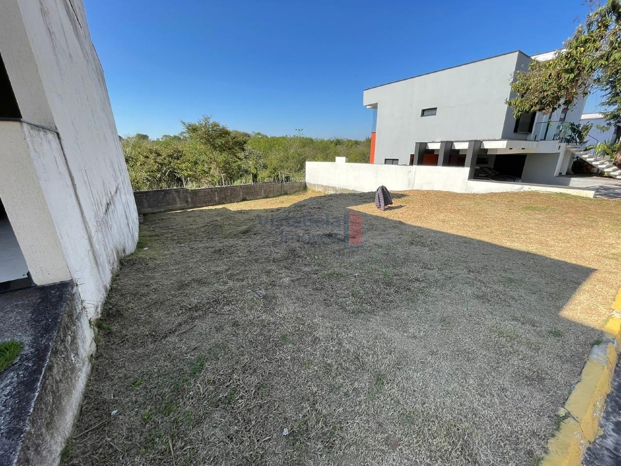 Lote em condomínio à venda no Loteamento Pinheiros de Tremembé: 