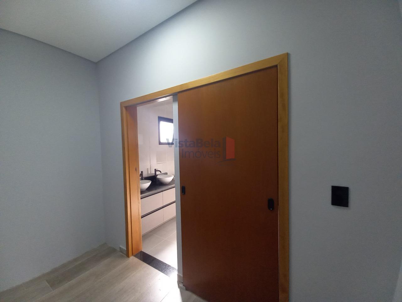 Casa em Condomínio à venda no Loteamento Residencial Pérola do Vale: 