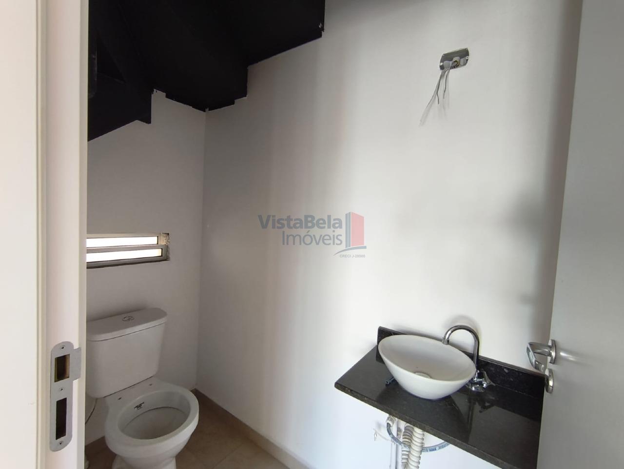 Casa em Condomínio à venda no Piracangaguá II: LAVABO