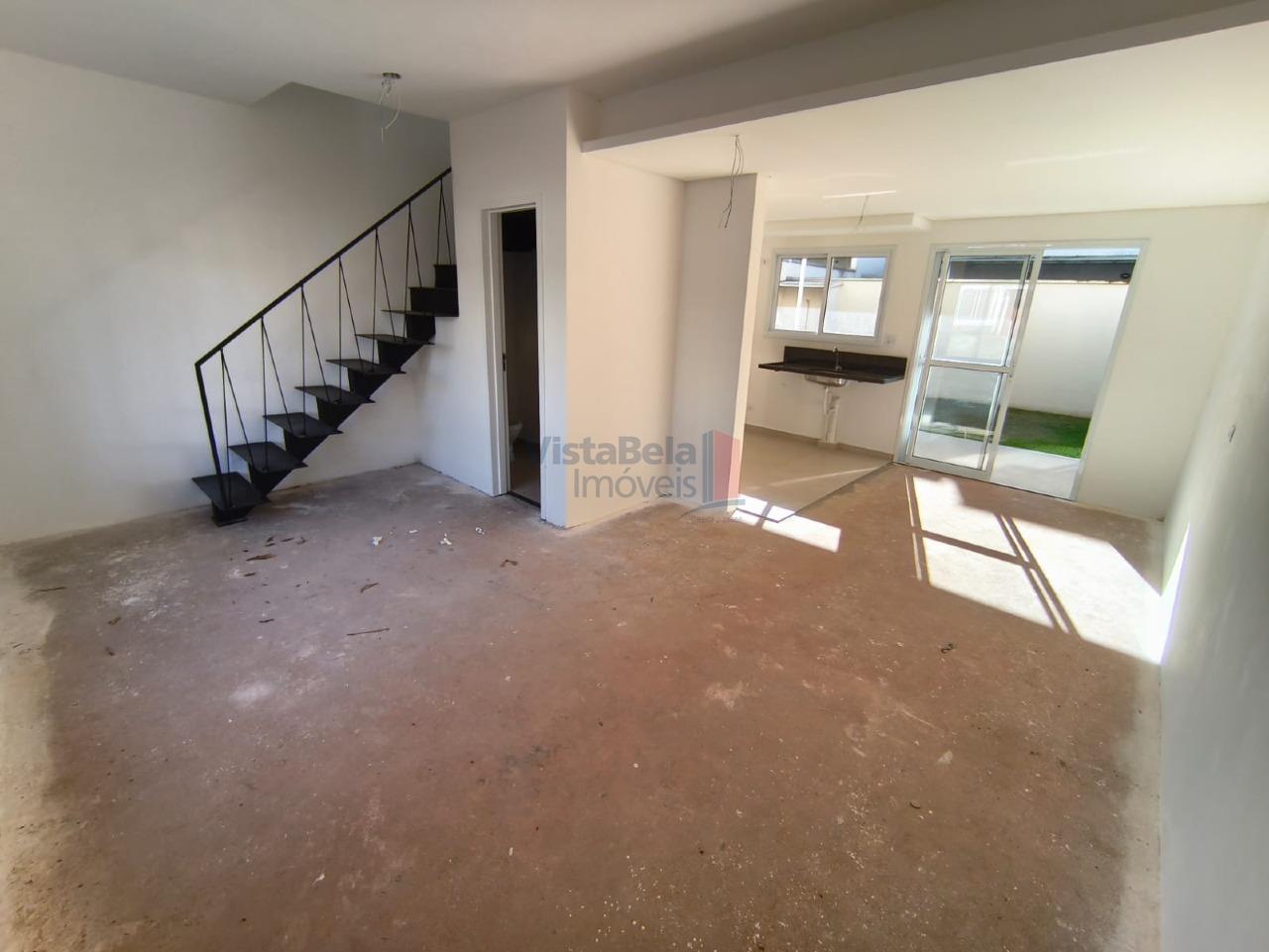 Casa em Condomínio à venda no Piracangaguá II: SALA