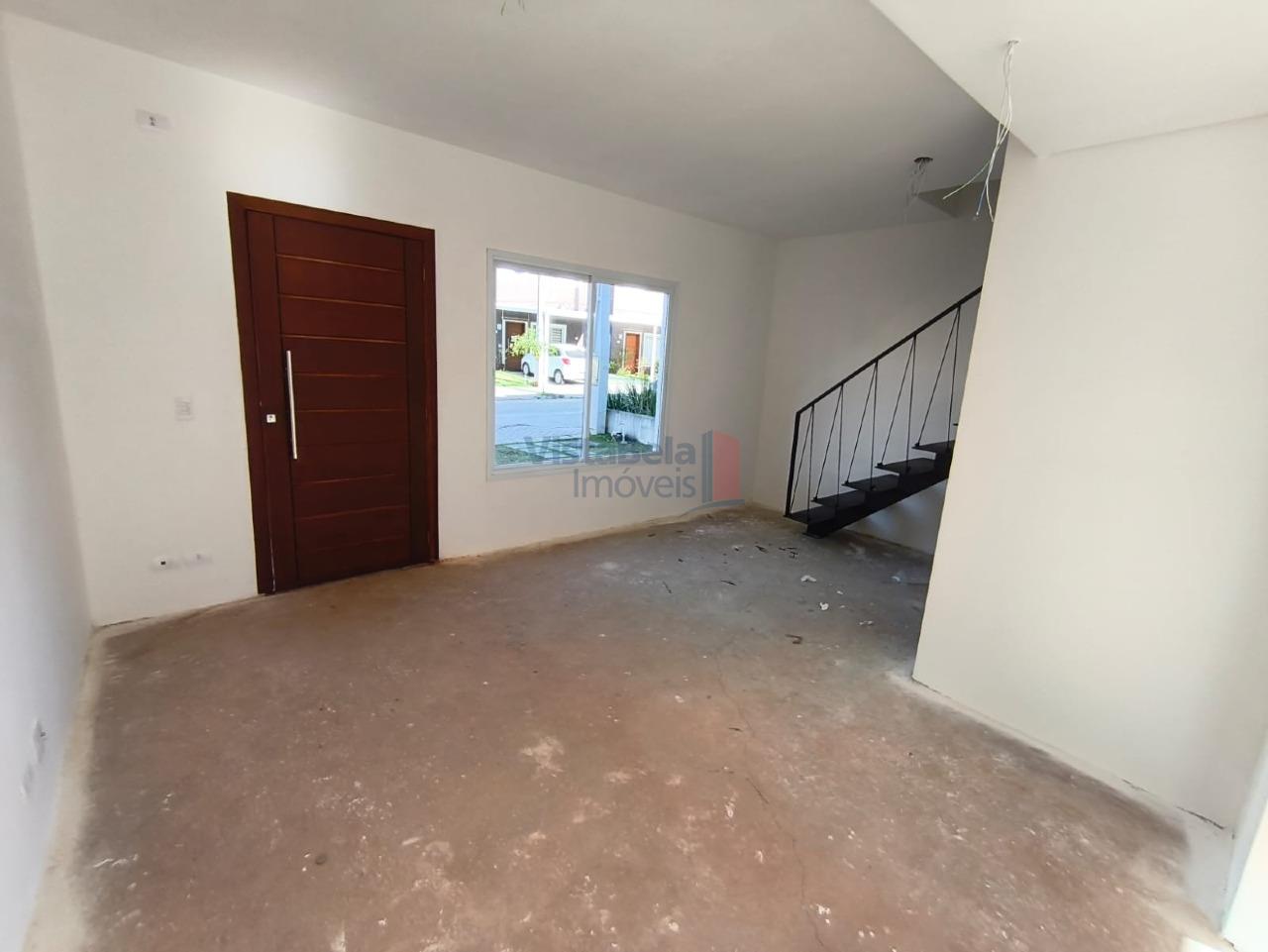 Casa em Condomínio à venda no Piracangaguá II: SALA