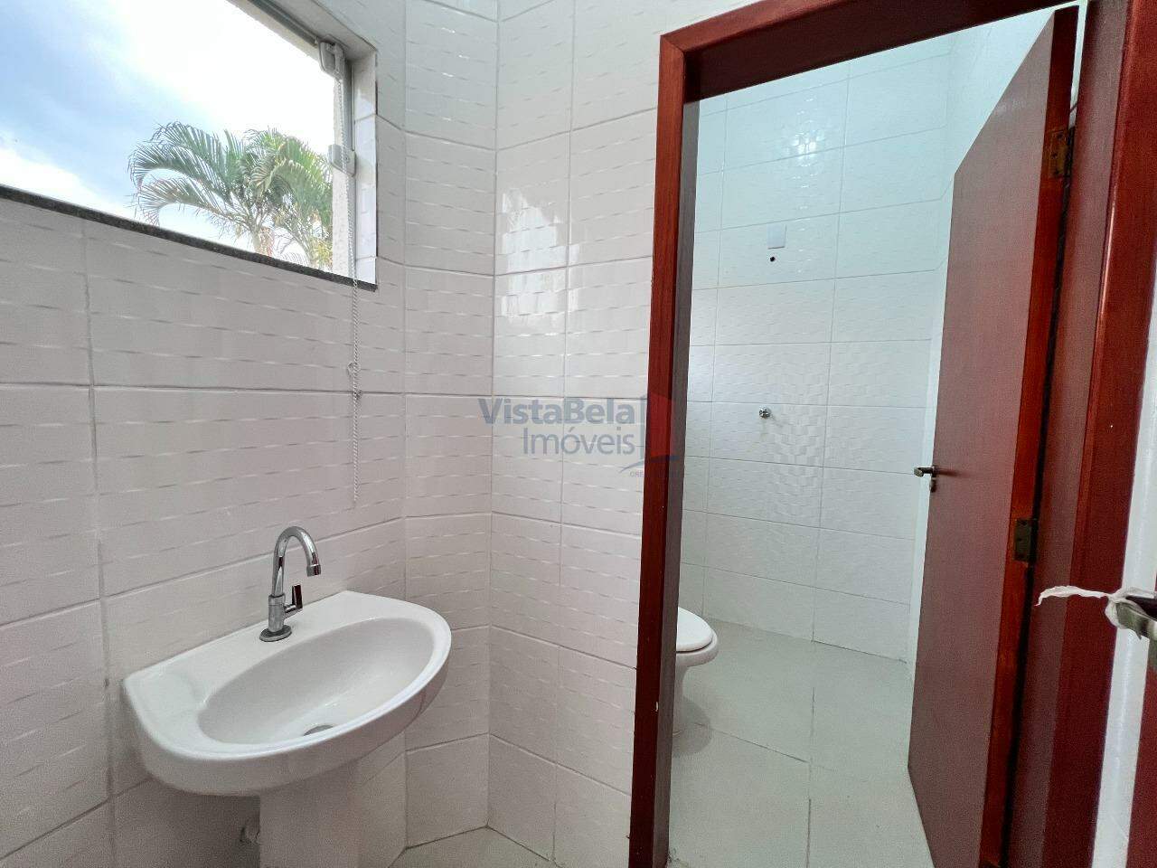 Ponto Comercial para aluguel no Centro: WC - Parte Superior