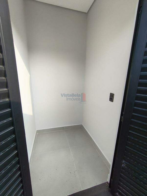 Casa em Condomínio à venda no Loteamento Residencial Pérola do Vale: HOME BOX