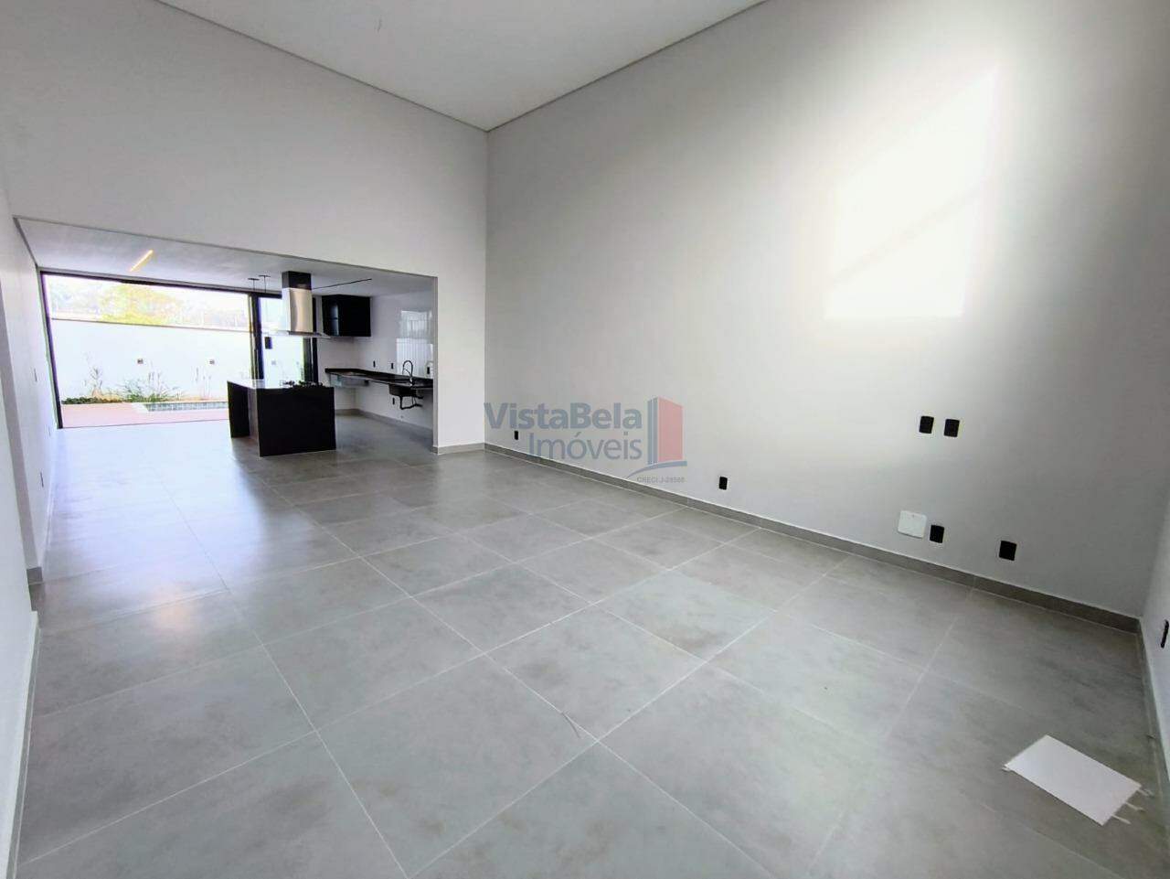 Casa em Condomínio à venda no Loteamento Residencial Pérola do Vale: SALA