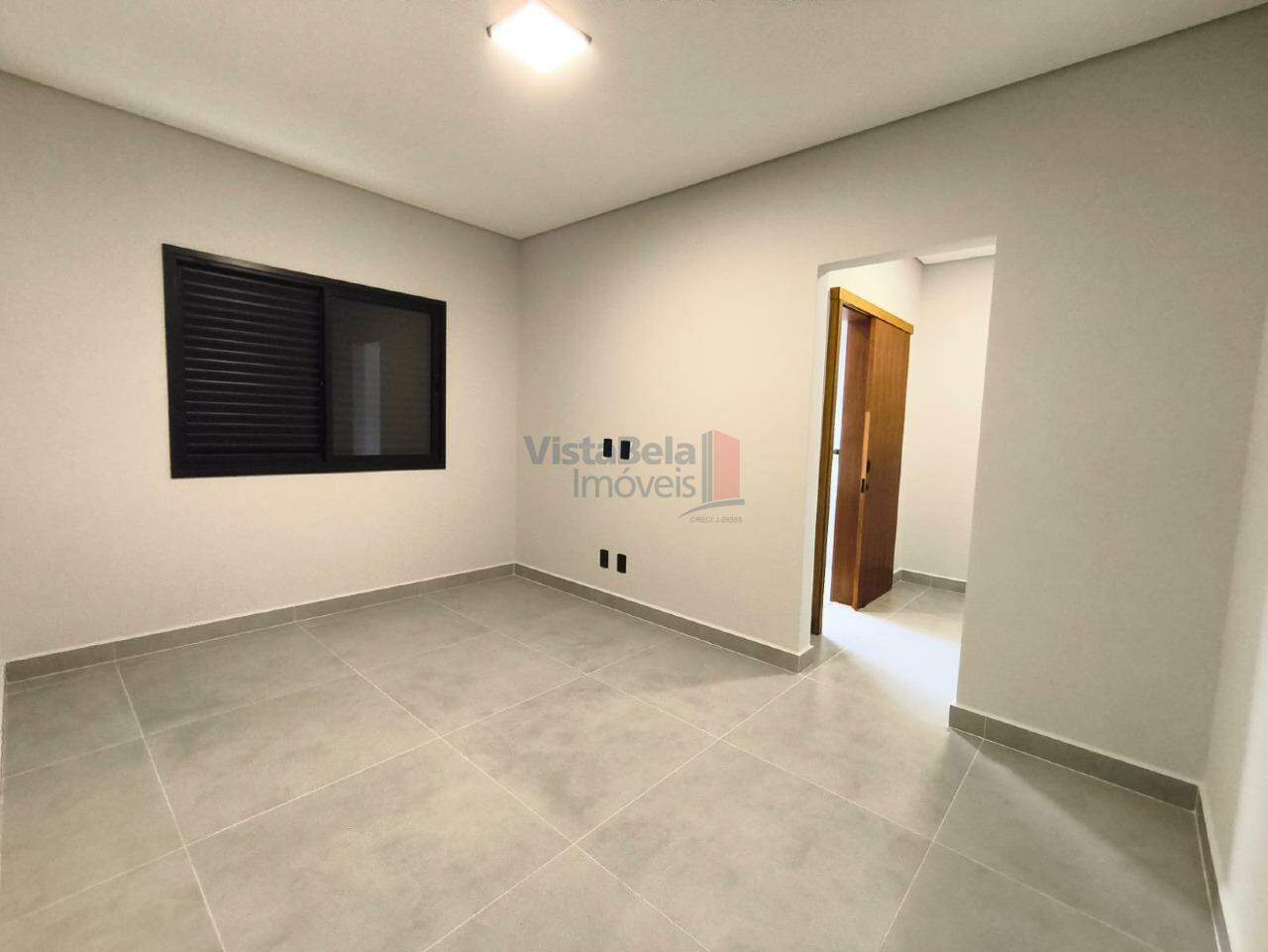 Casa em Condomínio à venda no Loteamento Residencial Pérola do Vale: SUÍTE MASTER