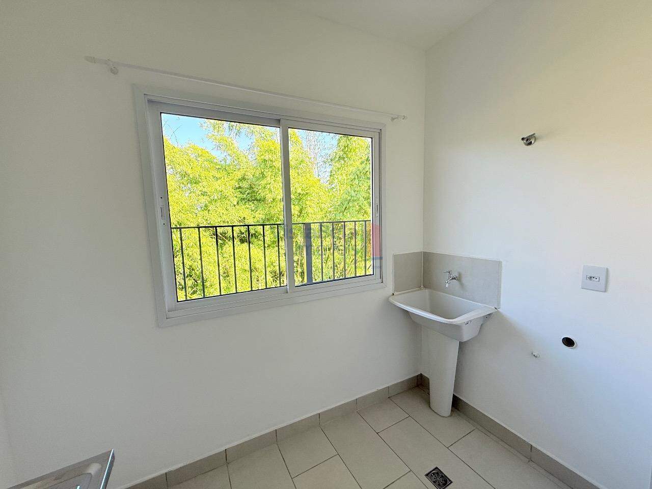 Apartamento para aluguel no AreÃO: 
