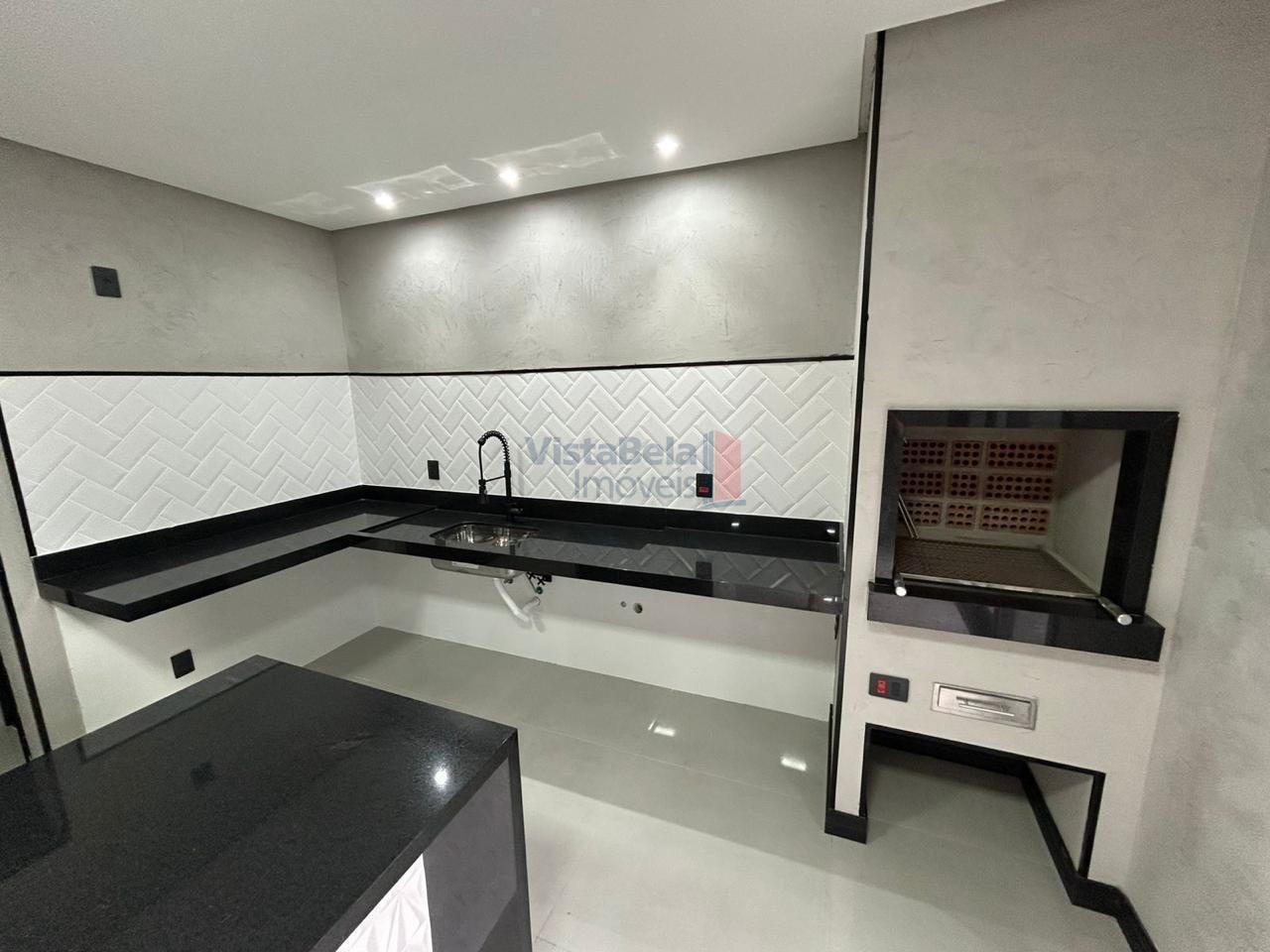 Casa em Condomínio à venda no Piracangaguá: ÁREA GOURMET