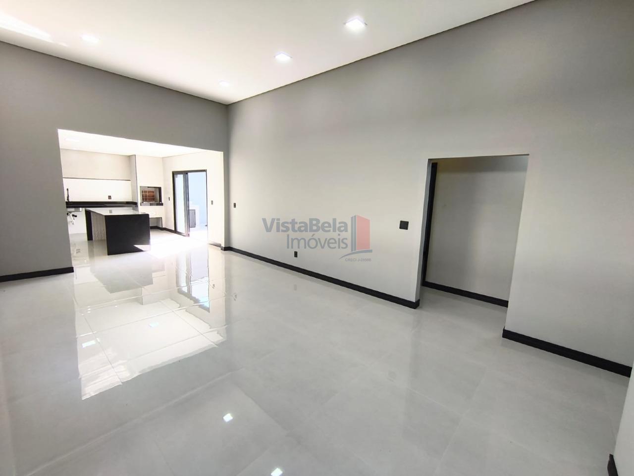 Casa em Condomínio à venda no Piracangaguá: AMPLA SALA 2 AMBIENTES